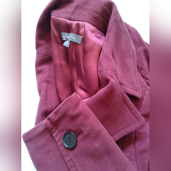 Jacket - Picture 4 of 5